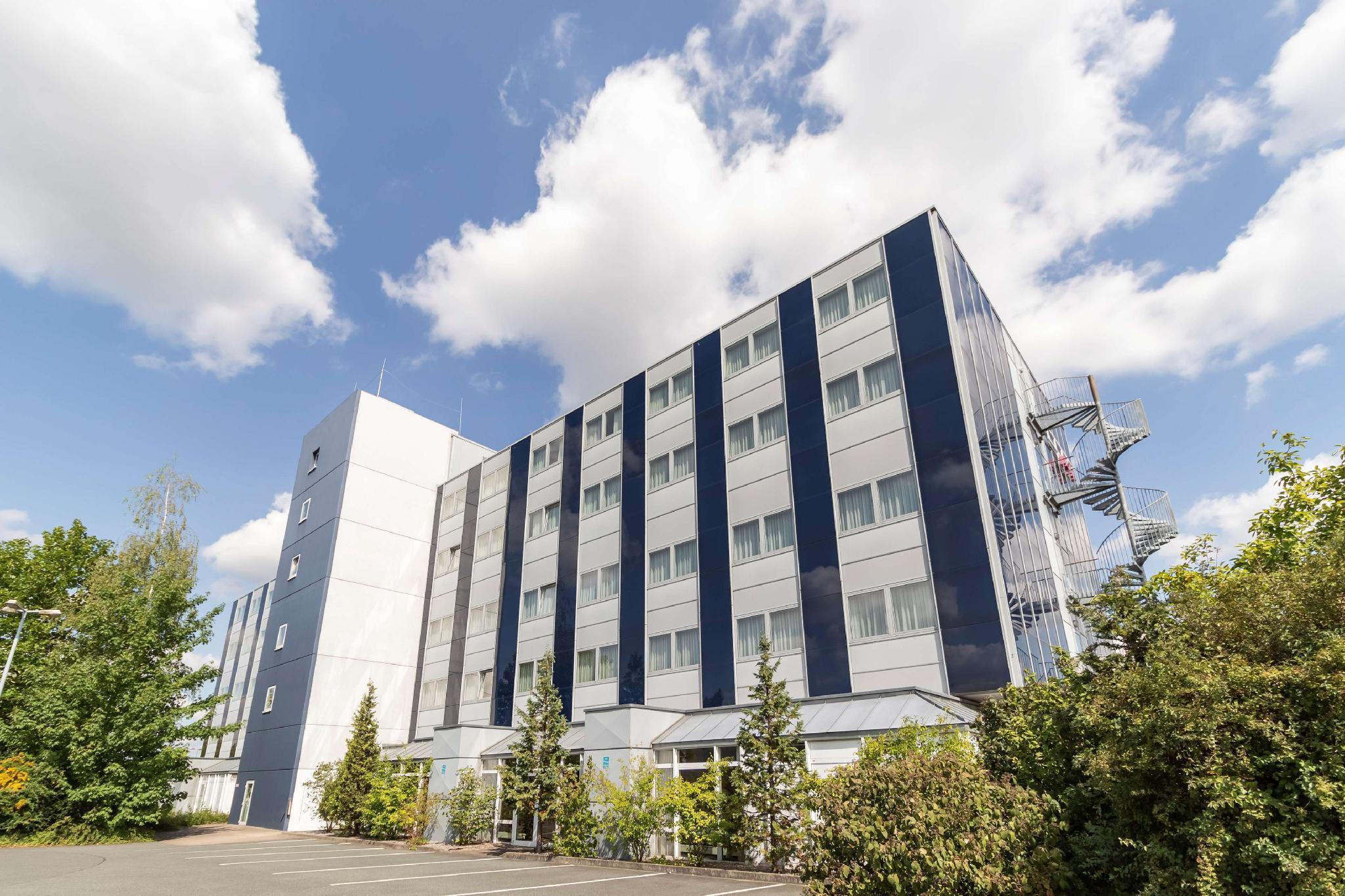 Ramada By Wyndham Hannover Messe Laatzen Екстериор снимка