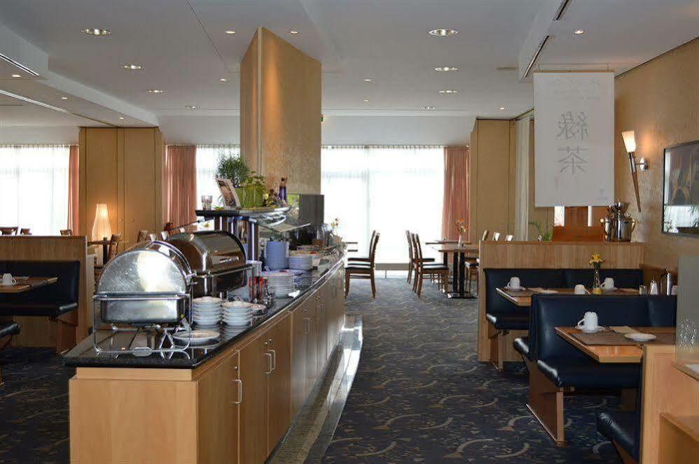 Ramada By Wyndham Hannover Messe Laatzen Екстериор снимка