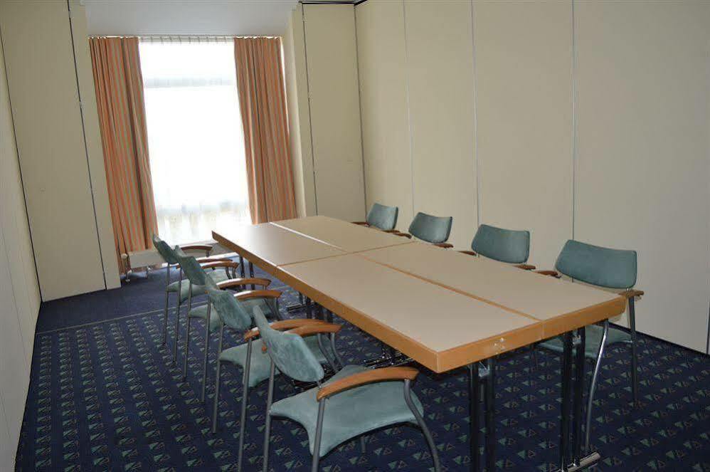 Ramada By Wyndham Hannover Messe Laatzen Екстериор снимка